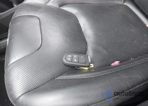 2019 Jeep Cherokee Limited 4X4 from USA, damaged, VIN 1C4PJMDX1KD282994